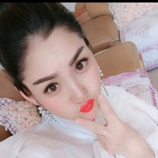 外地小媳妇    💋