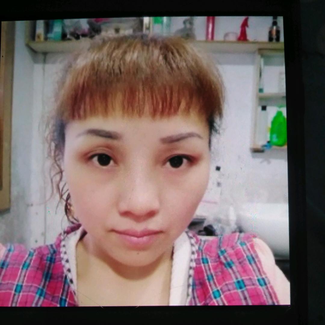 英丽穿搭