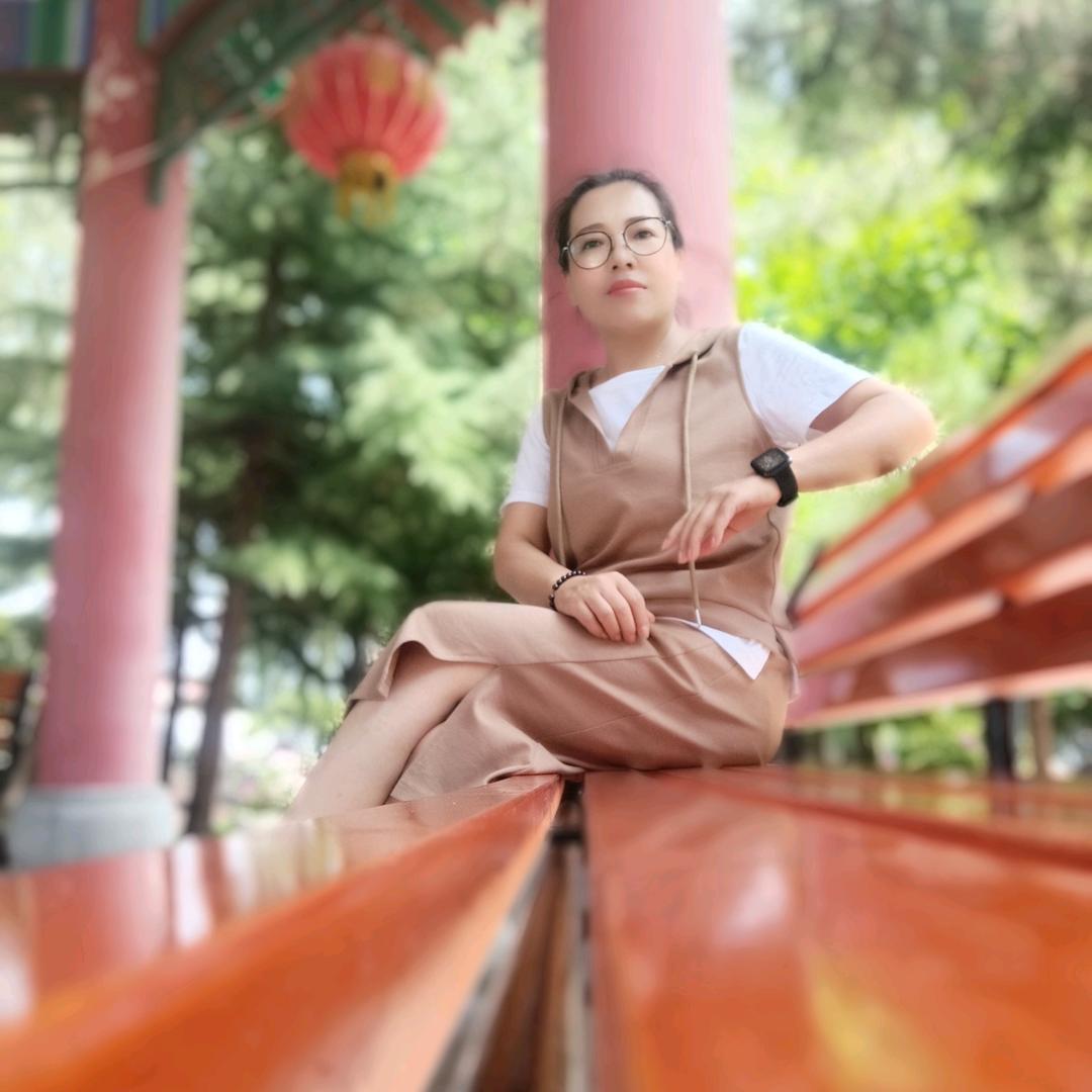 辉姑娘