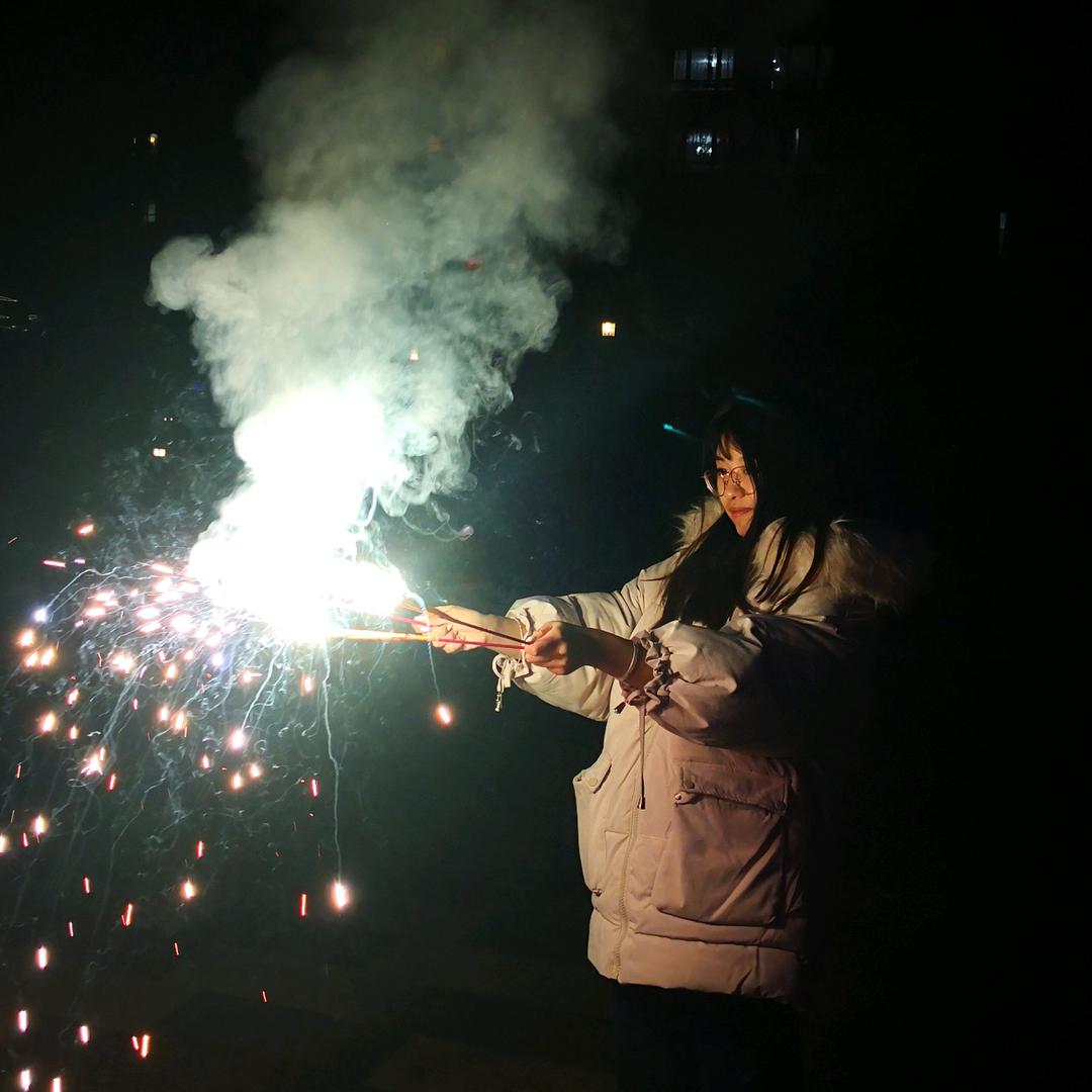 泡芙吃饱了撑的