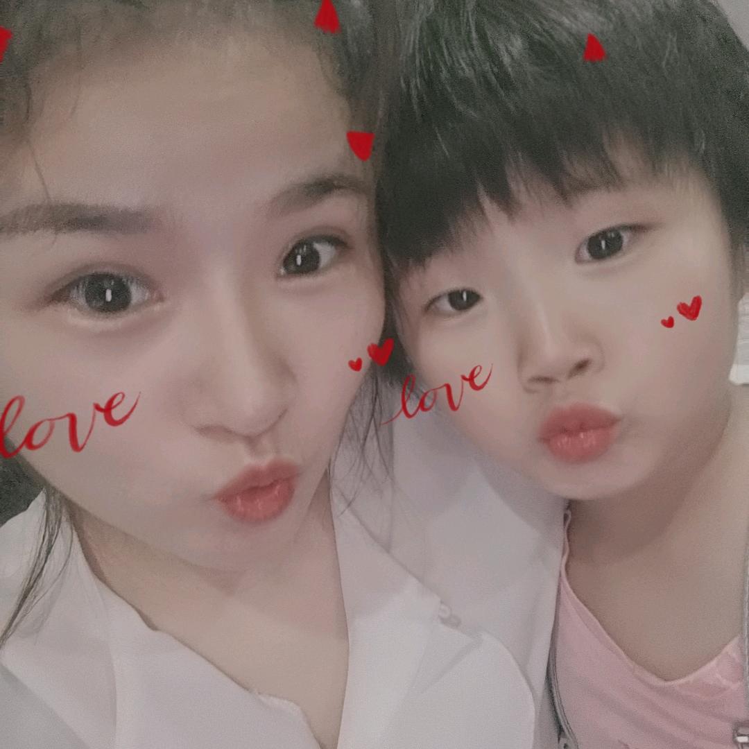 美丽的彬欣妈妈