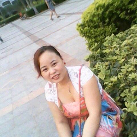 刘三姐威远人民医院门诊部对面二楼按摩店。
