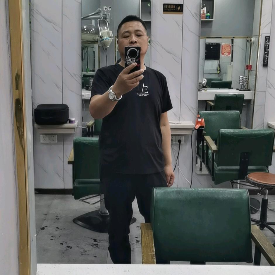 悦步楼梯