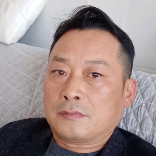 凤彬