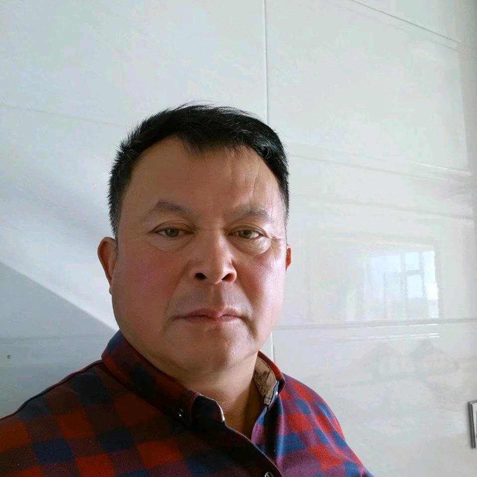 黄德义