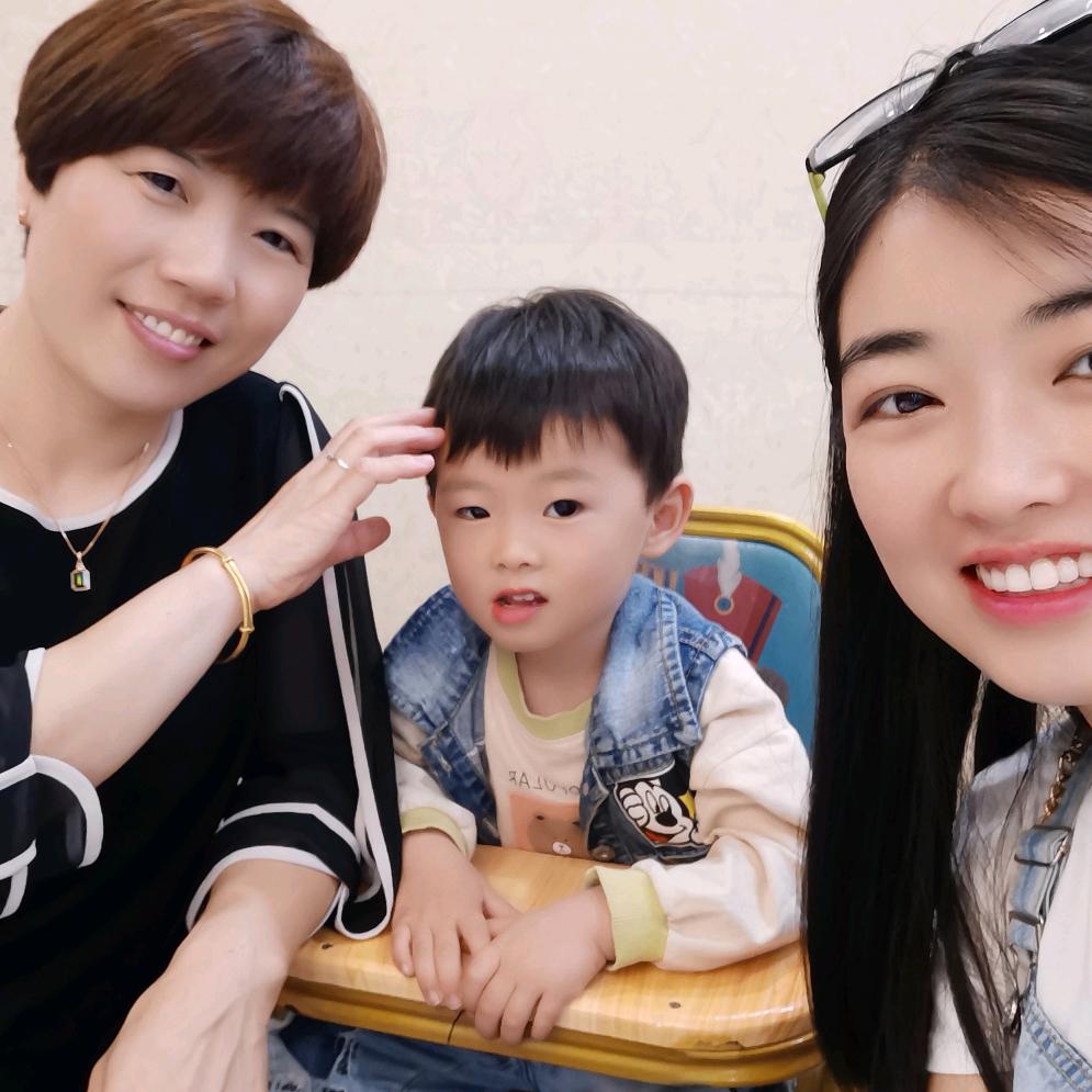 新德广晓玲超市