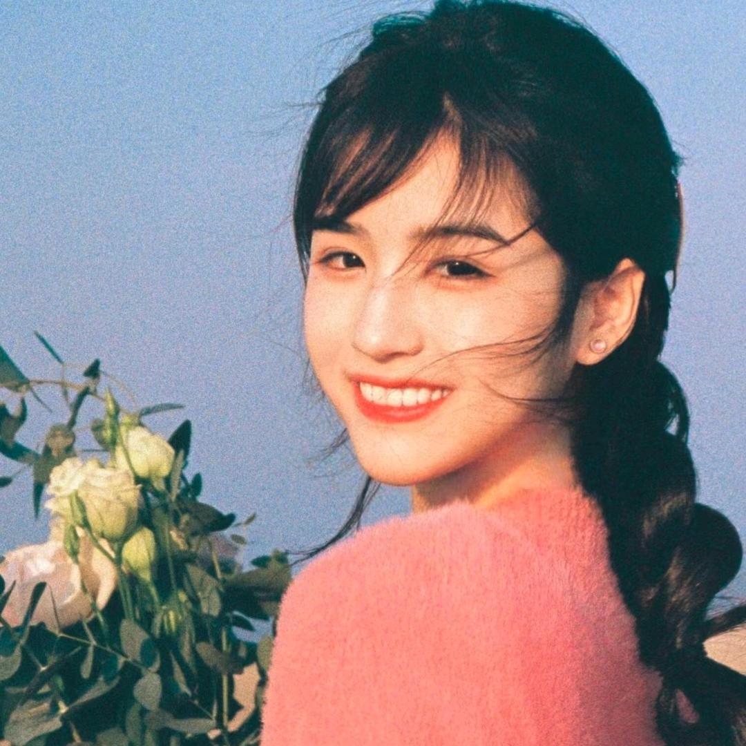 洛妍