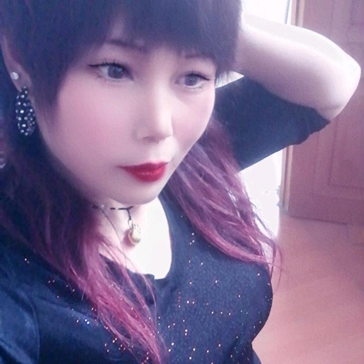 奋斗在路上的女人