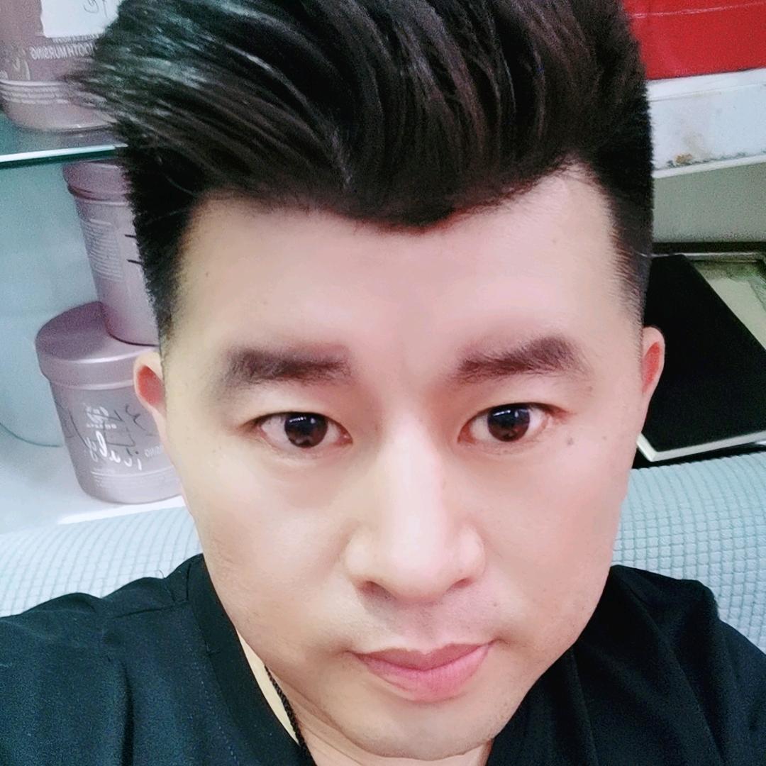 尼微造型美发店(滦平镇店)官方号