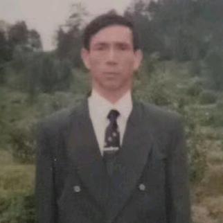 李