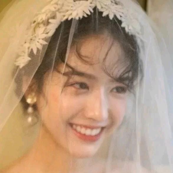 项城Uni婚纱礼服馆
