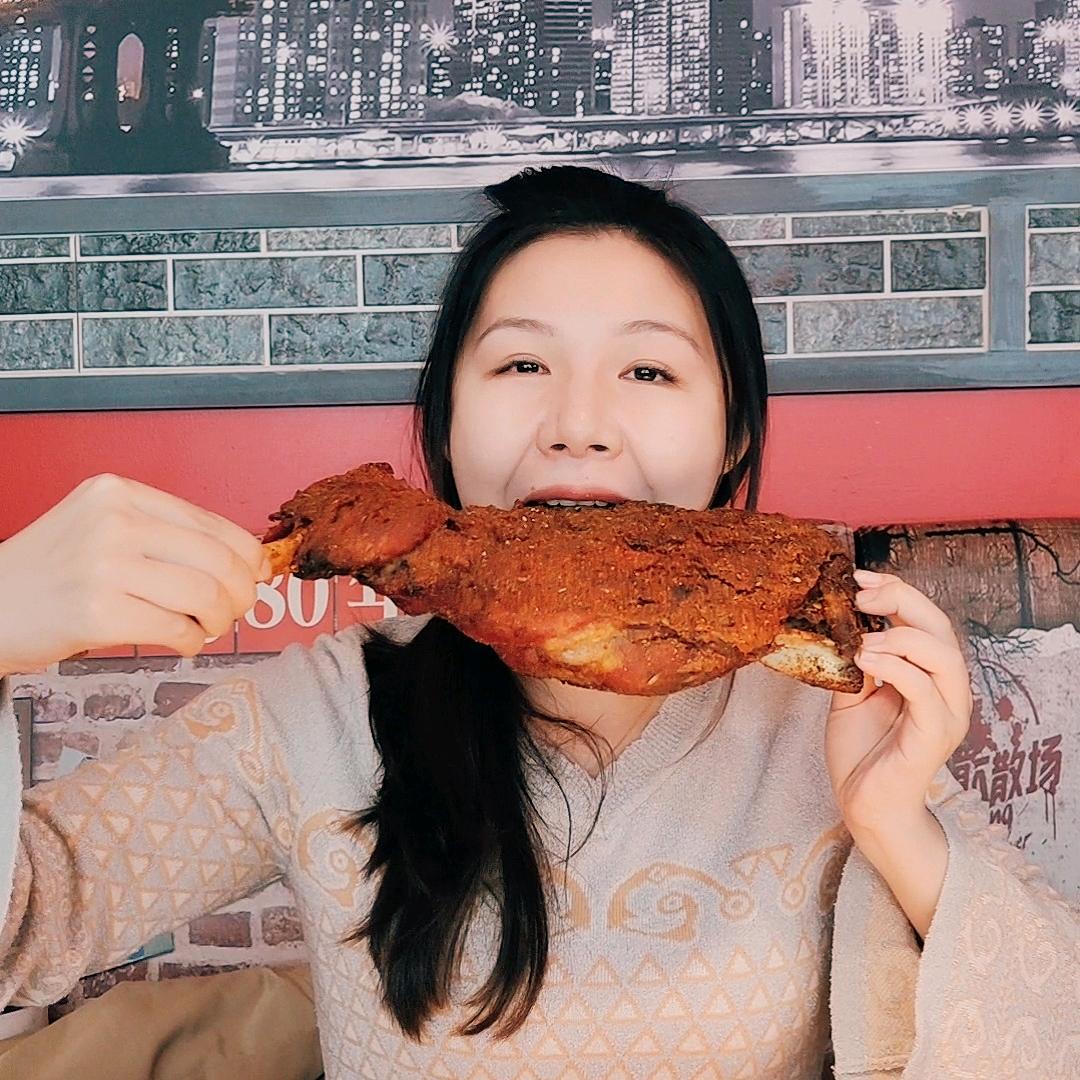 小溪又饿了♥北京