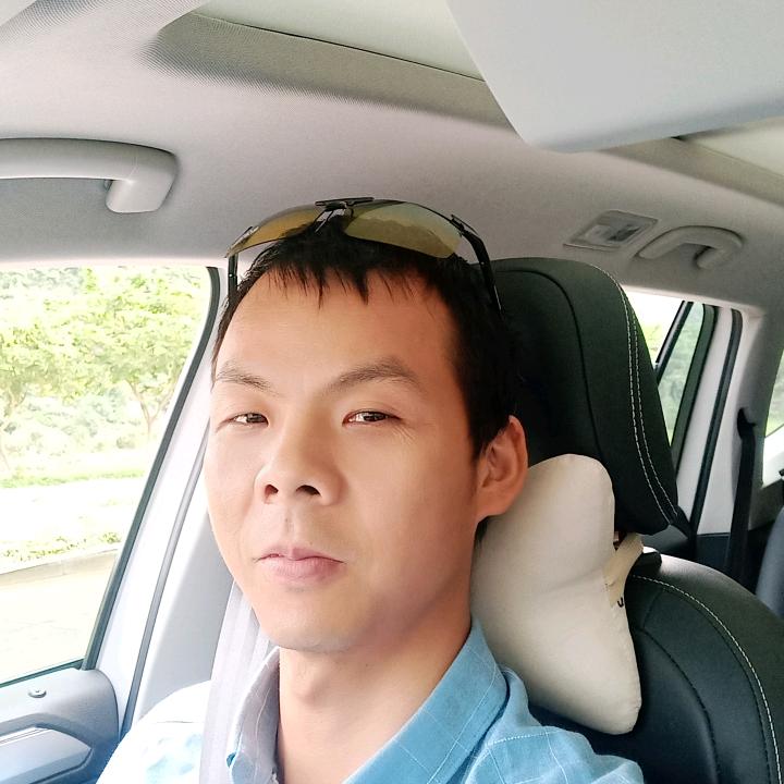 包工头内外装修涂料摸灰