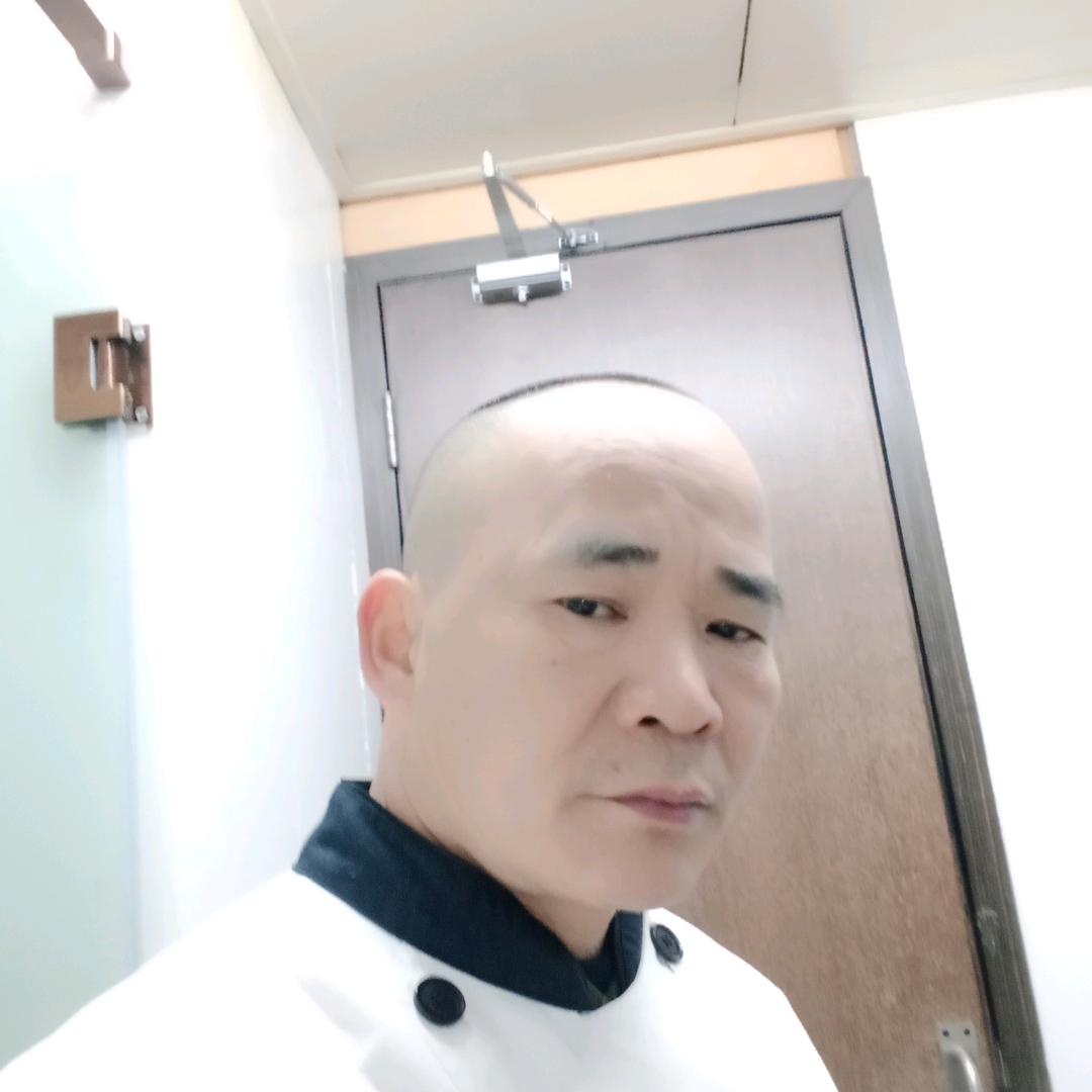 亚明