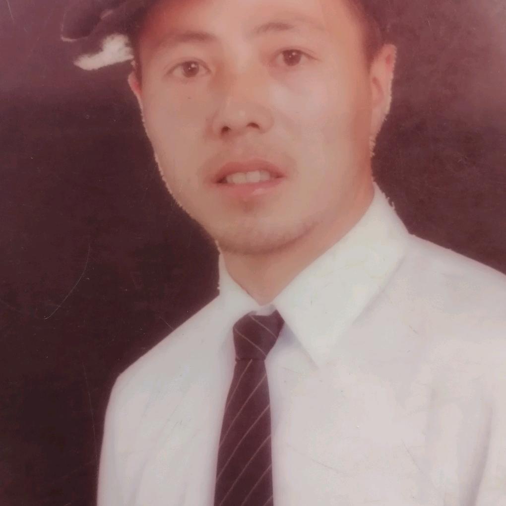 马华荣汤姨妈羊牛肉粉面。汤姨妈唱！