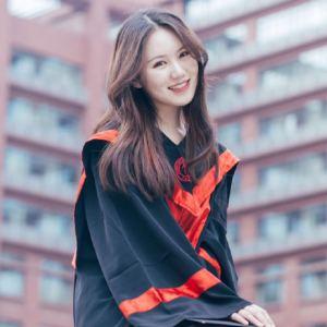 大鹿鹿学姐