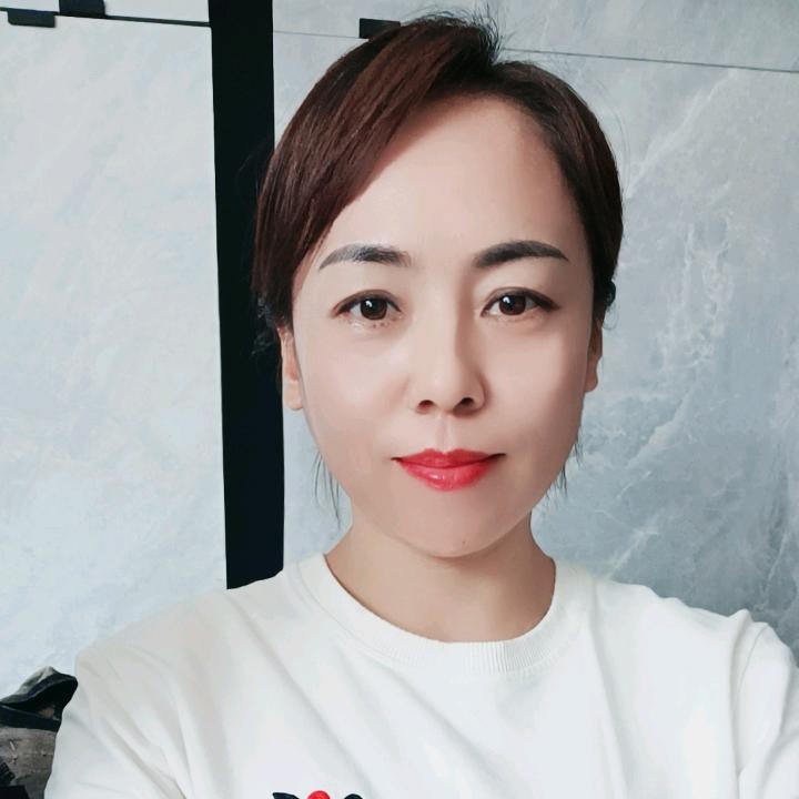 琦咪  小梅化妆品