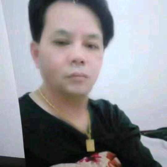 李巨成