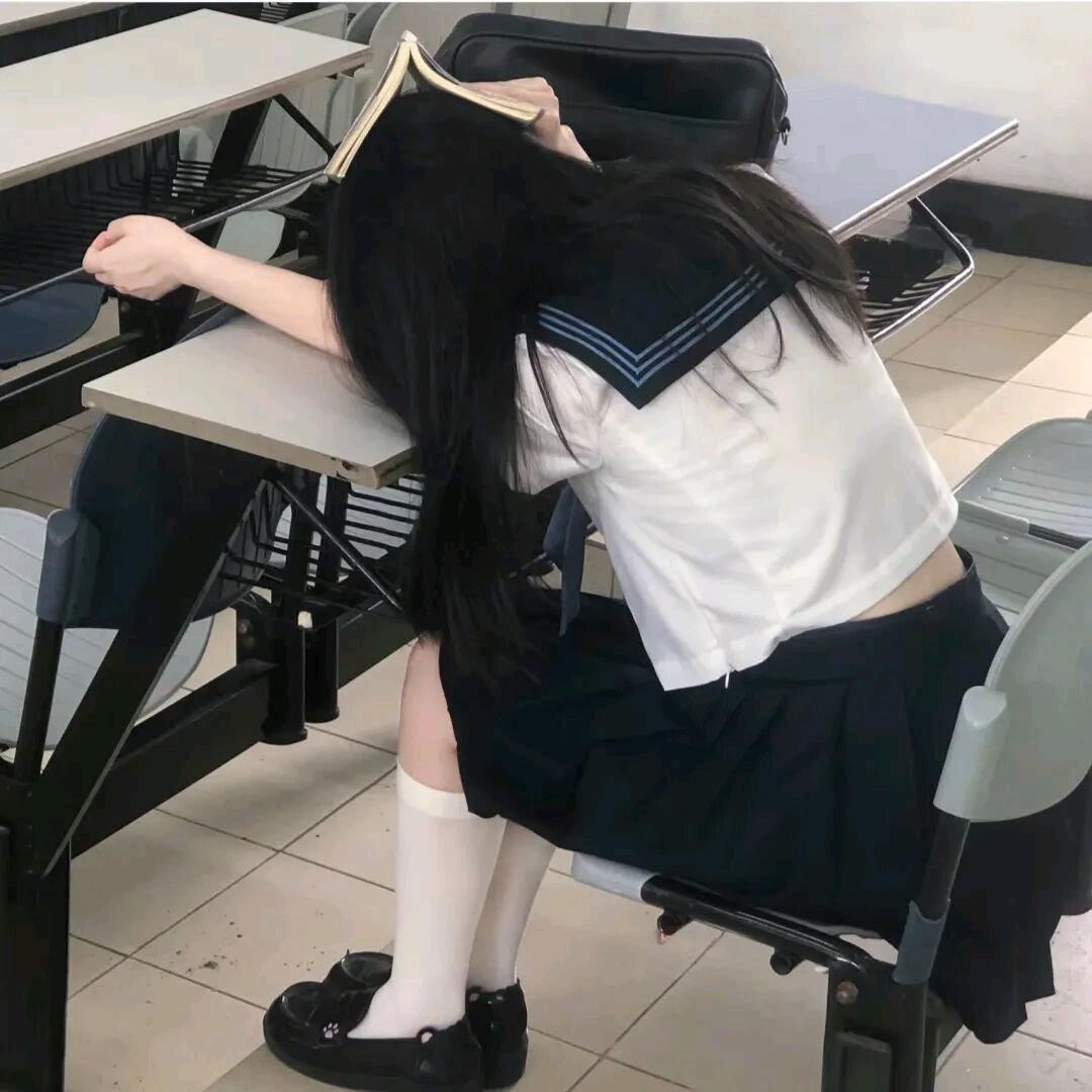 奈奈汐子