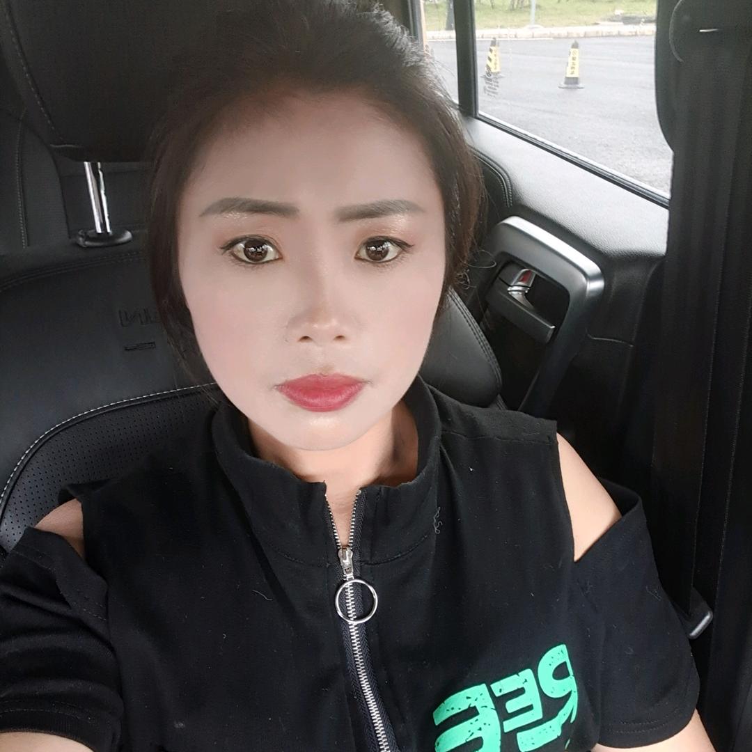 李龙菊