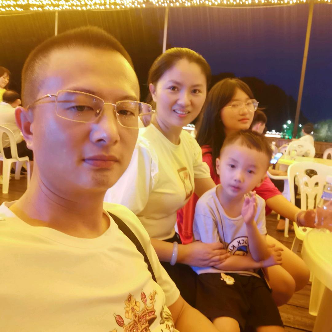 有哥三兴二手车