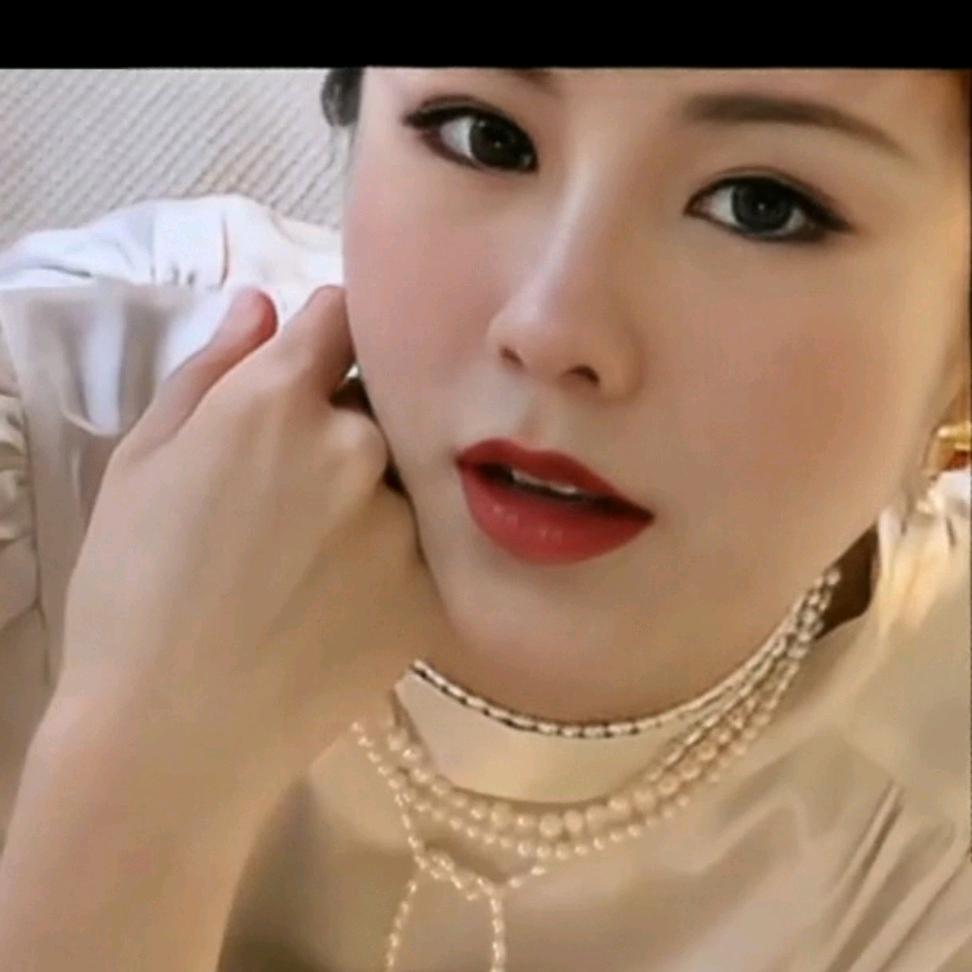 森旺楼梯厂老板娘