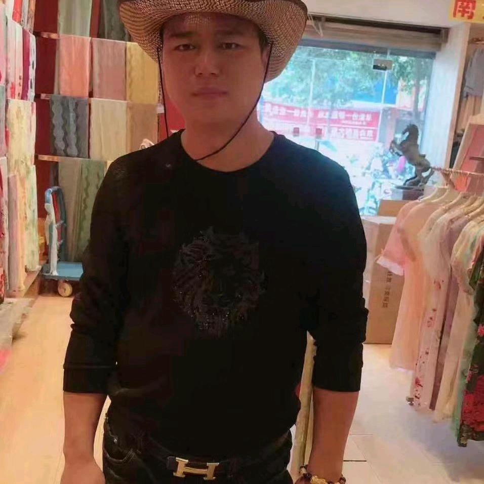 （龙少）