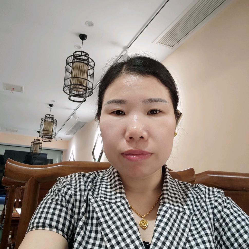 小周做农产品