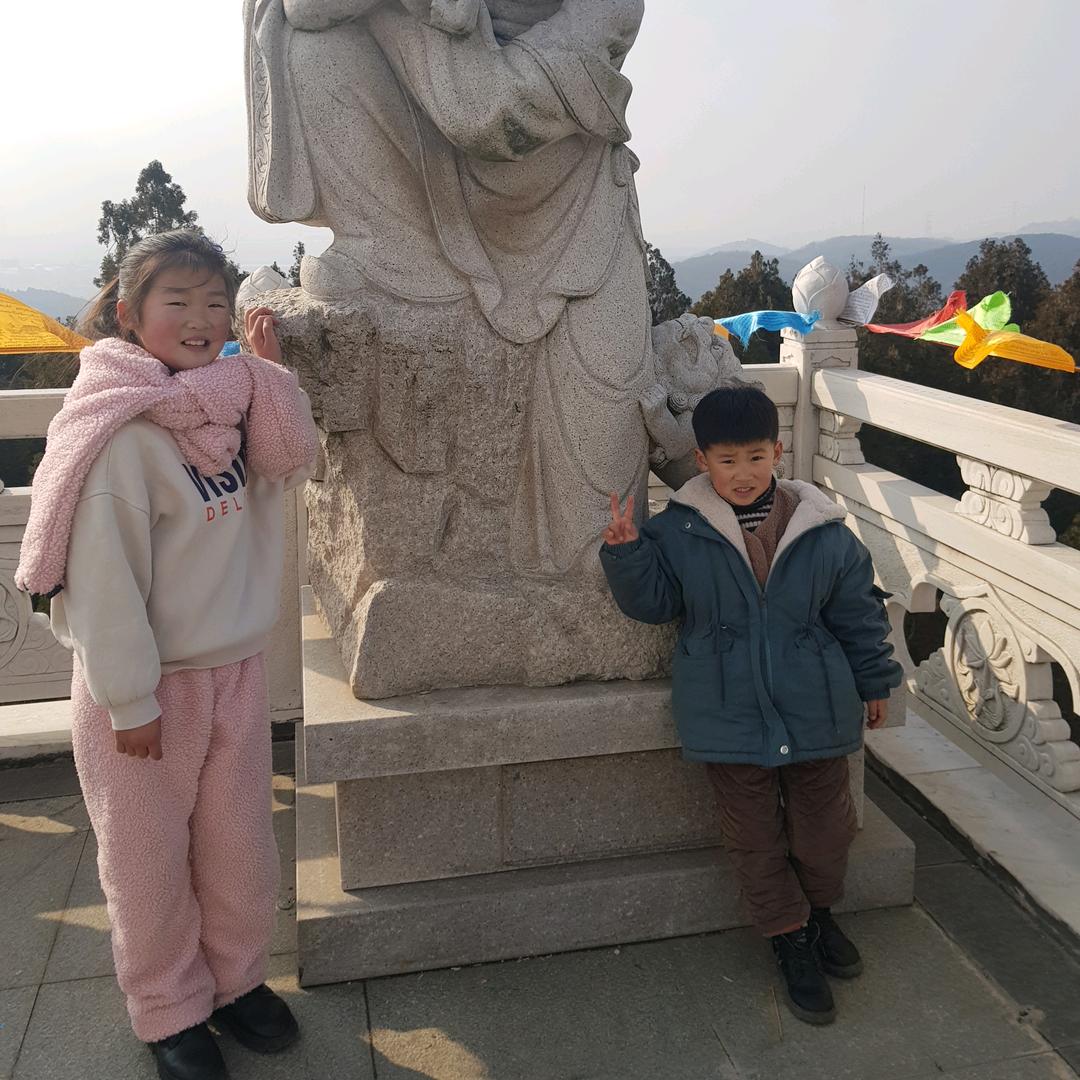 移动破碎机带发电机组