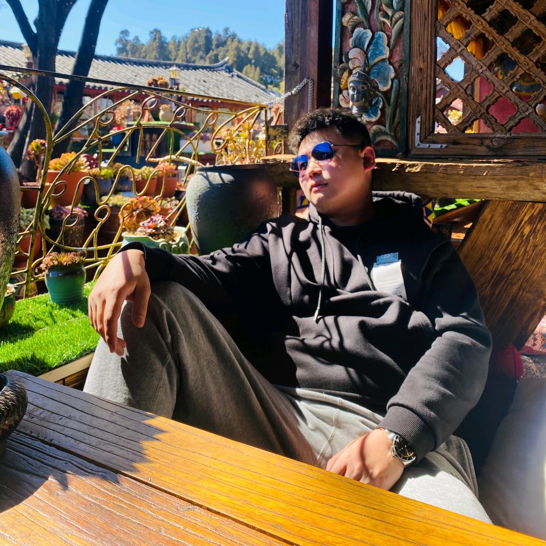 成都启动道具网红道具