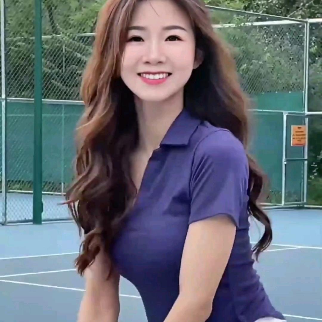 小玲🦋꧔ꦿ᭄💞 💫