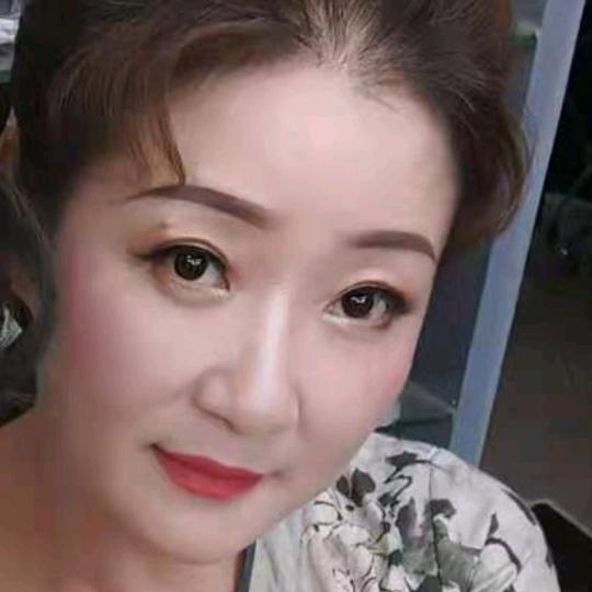 刘静