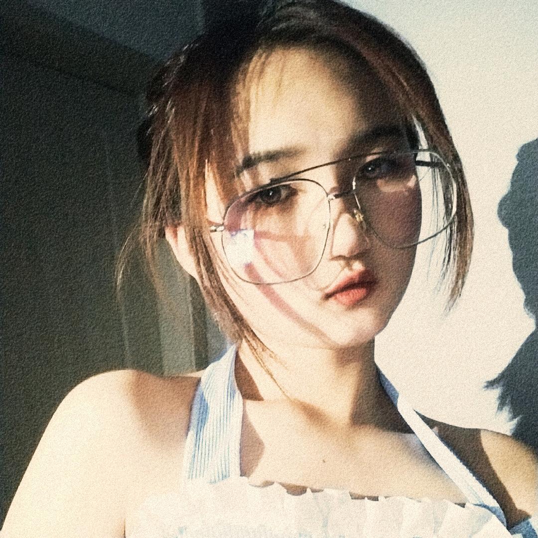 金美人纹绣圆芳