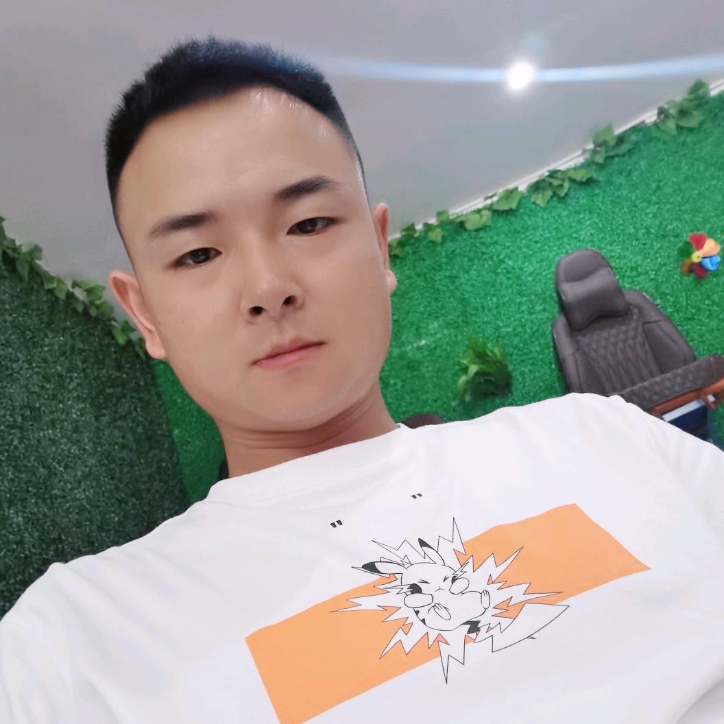 卢哈哈吖