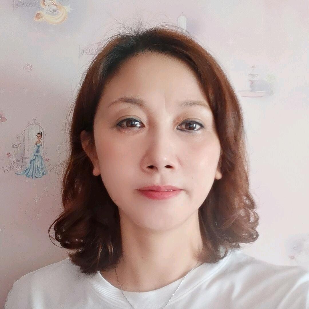 熊英
