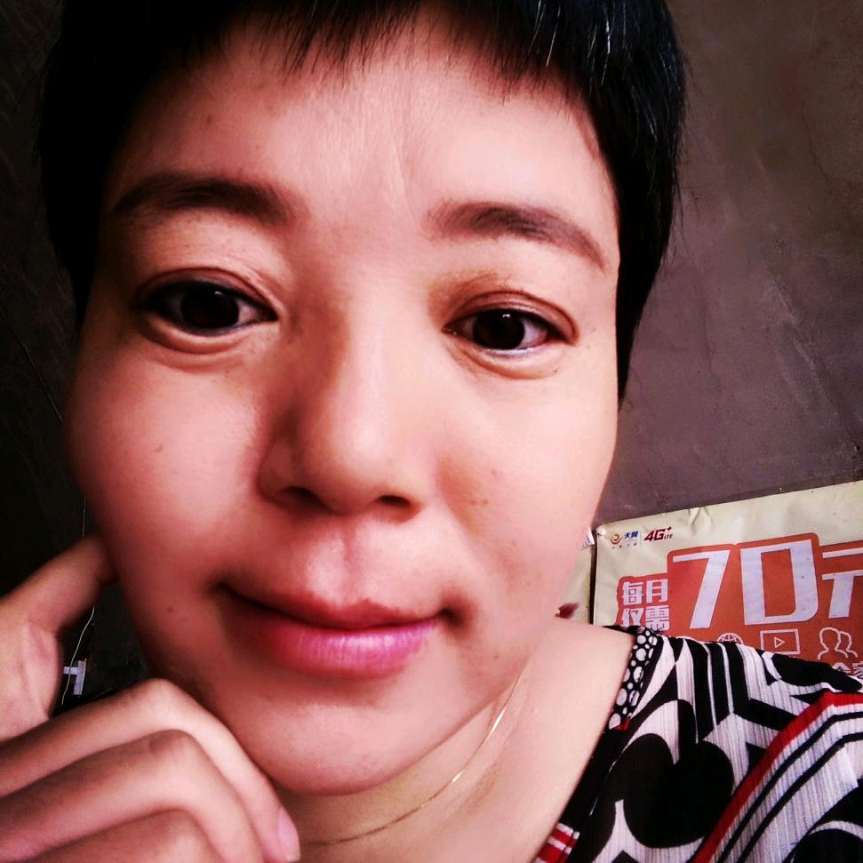 冯秀玲     幸福快乐