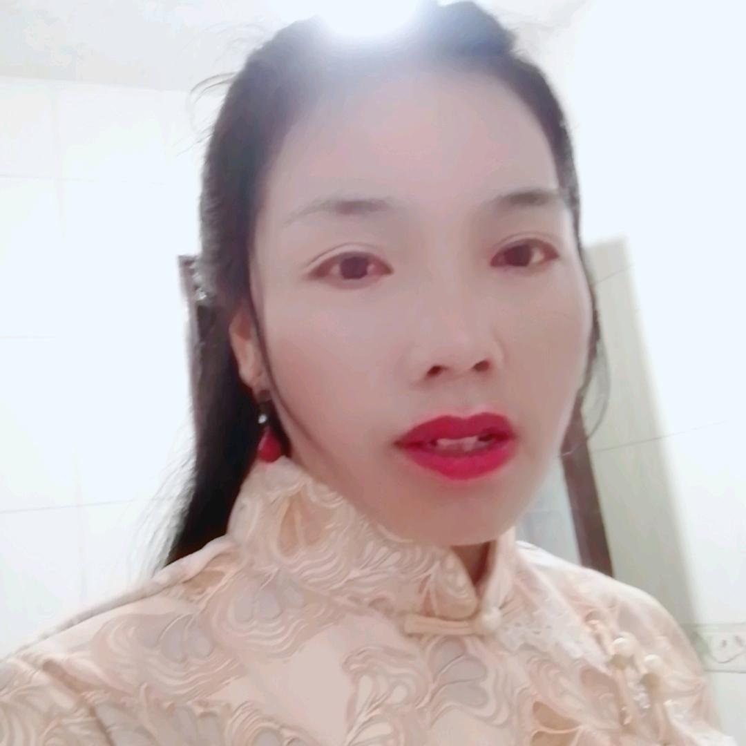微微一笑妹子