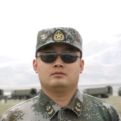 👮咱可是当过兵的