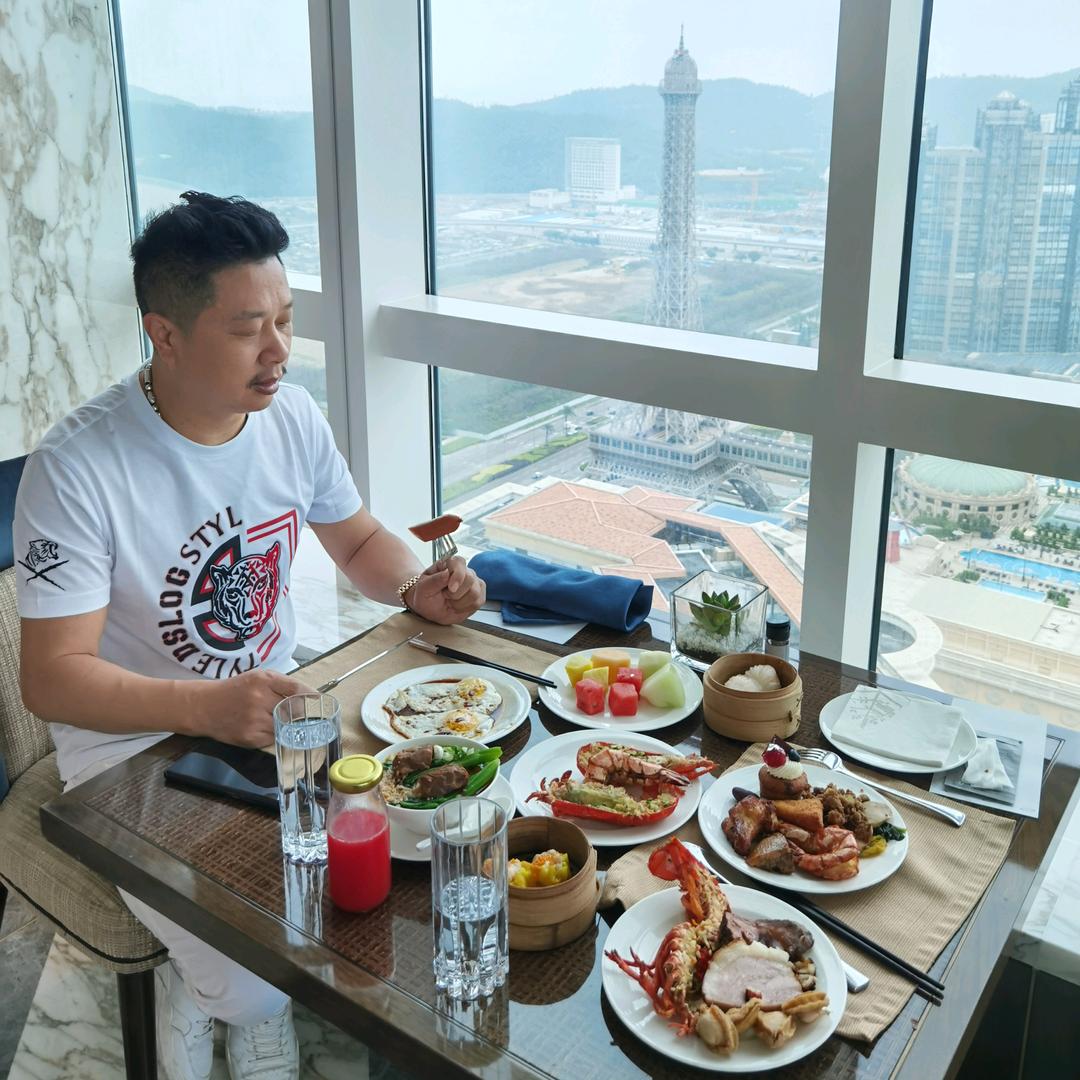 傅伯根