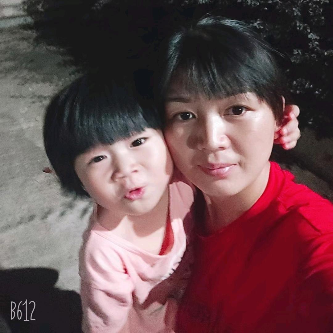 (小何)小笼汤包