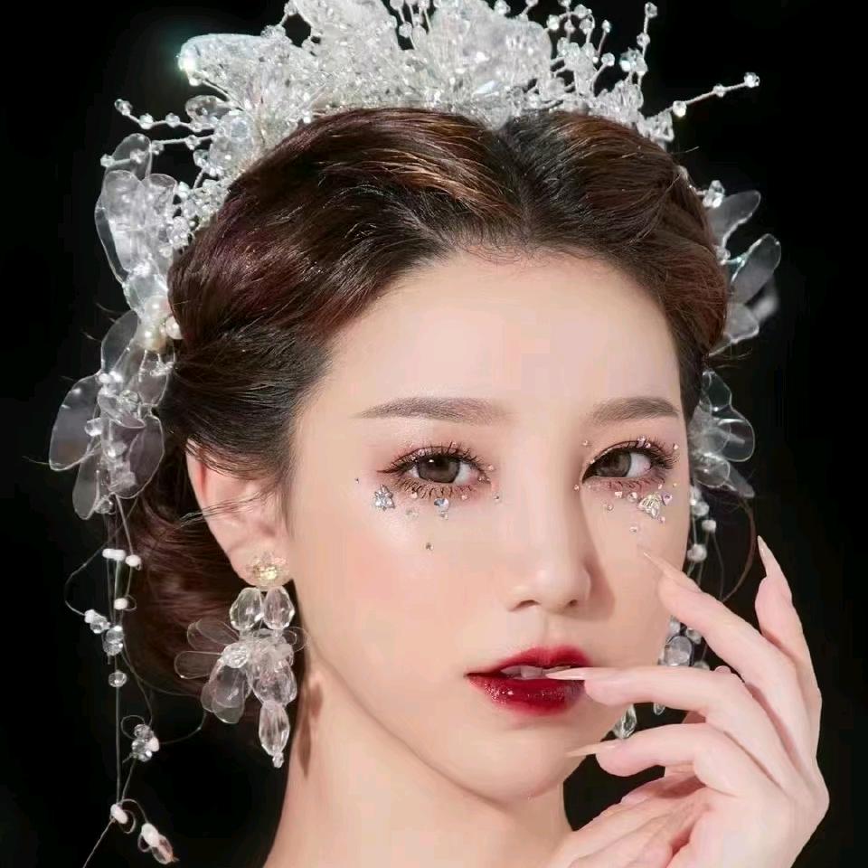 新绚彩职业培训学校