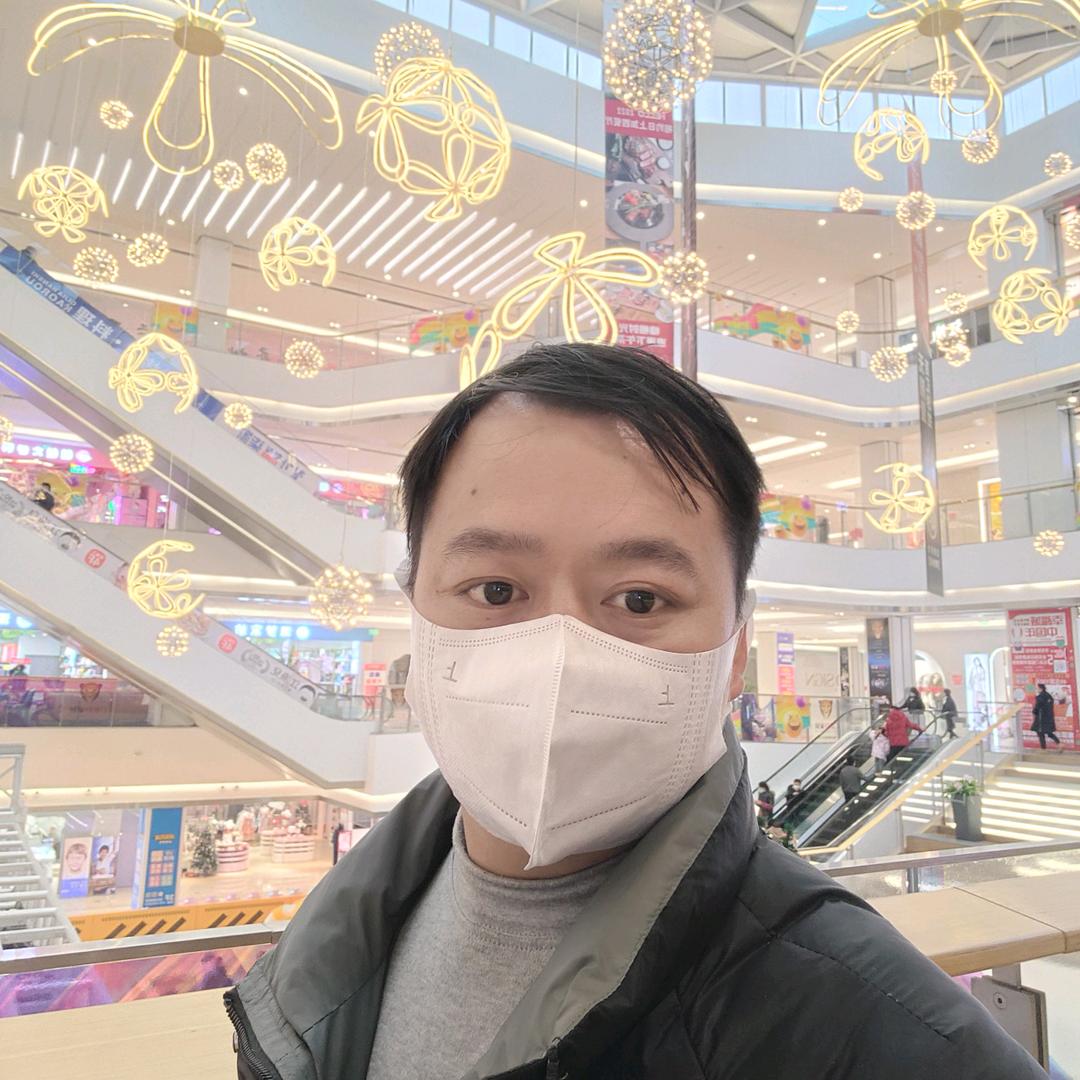 服装人｛ 陳 帅 ｝