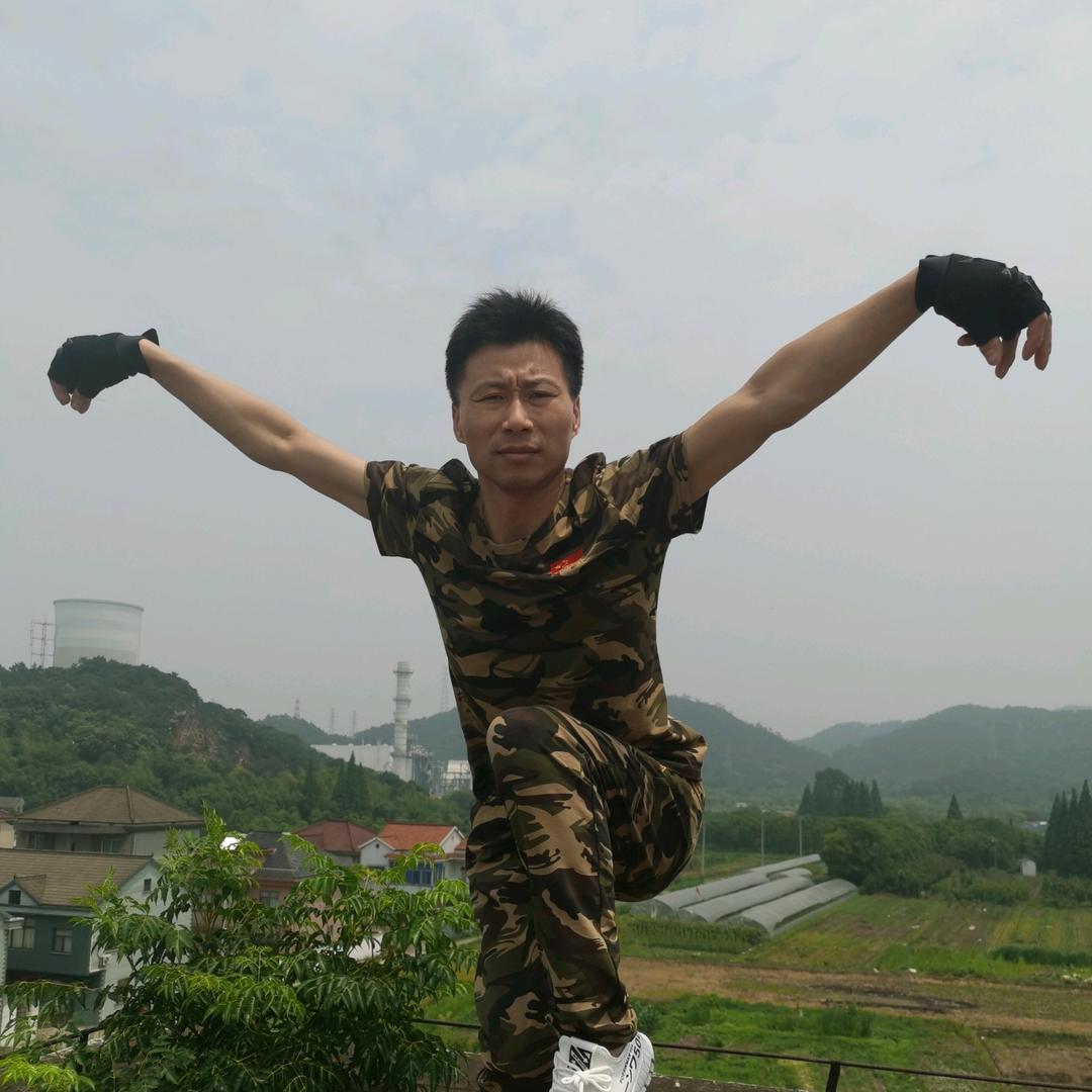 抖音龍哥