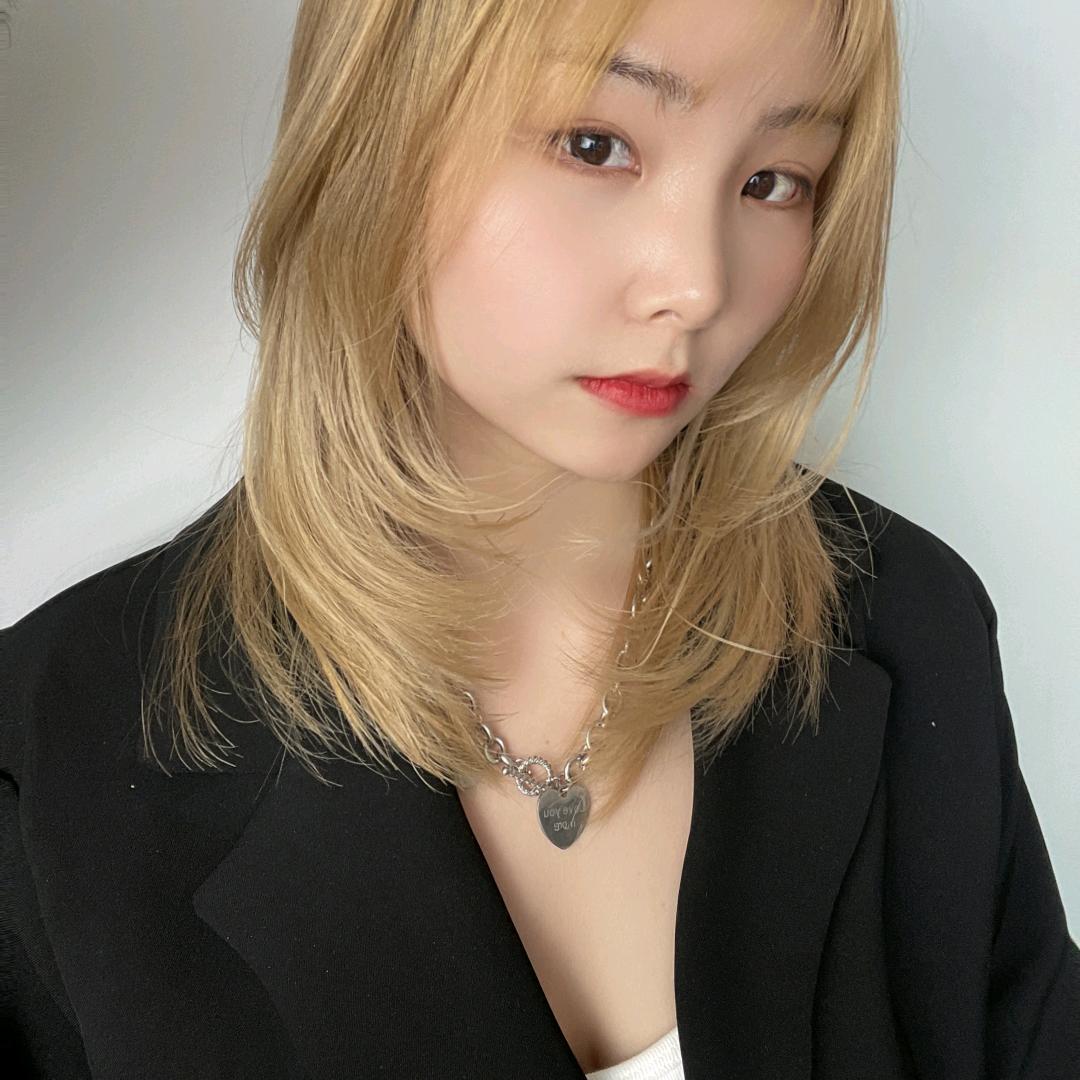 怜香惜玉。