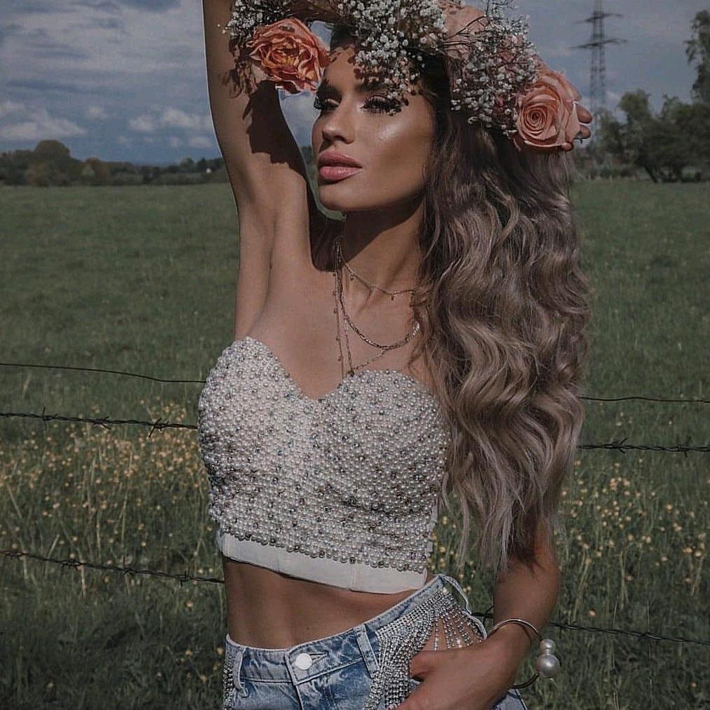 Anne