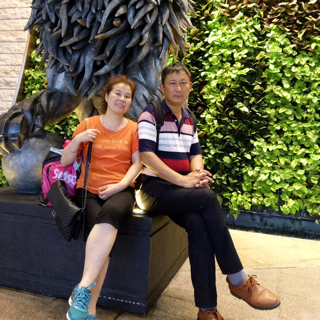 靖港新镇波特丽服装超市