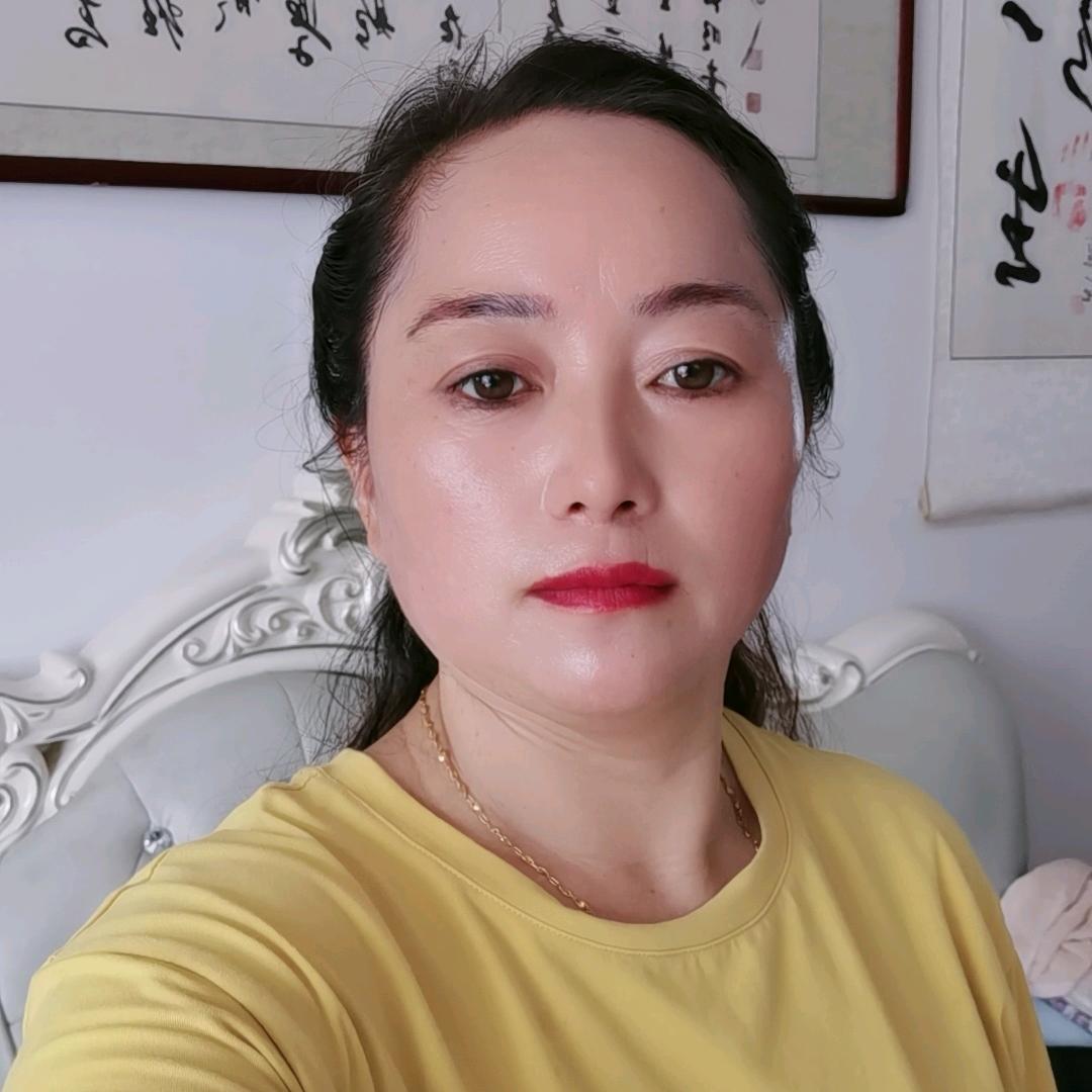 揭小青
