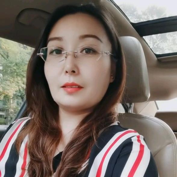 岳姐与设计/广告加工