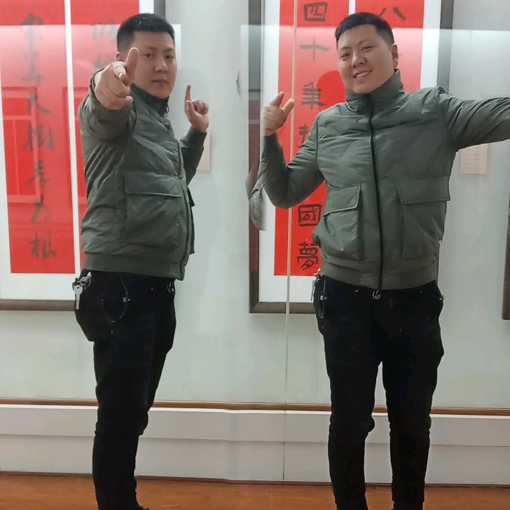 龙哥