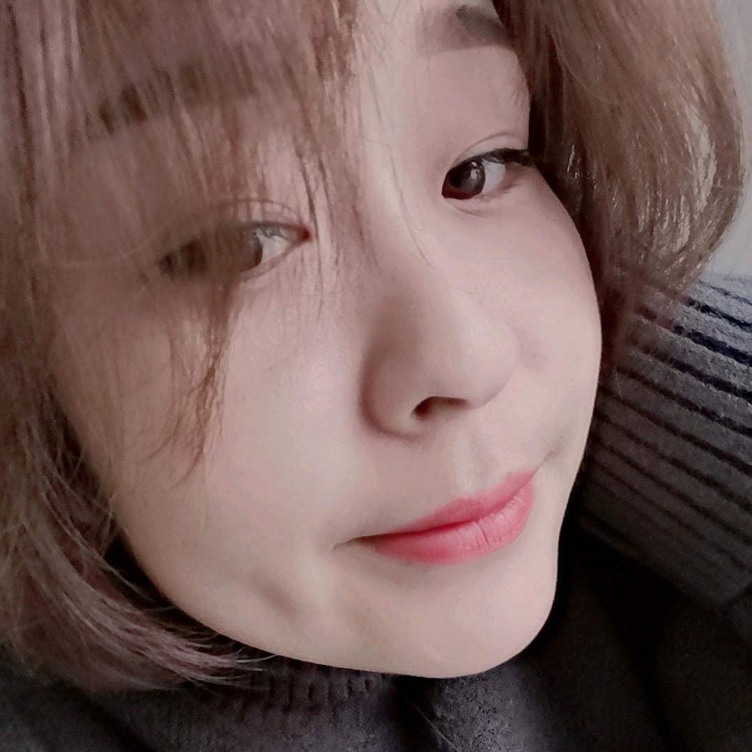 💄怪乖丫头🌹